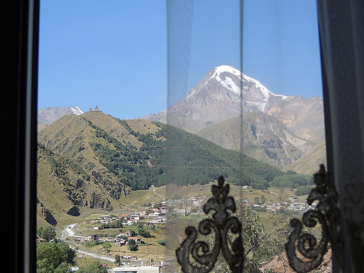 Nino Khetaguri Guest House Kazbegi Εξωτερικό φωτογραφία