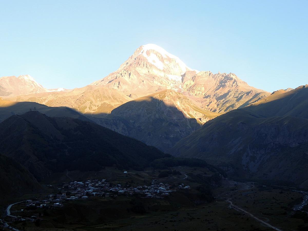 Nino Khetaguri Guest House Kazbegi Εξωτερικό φωτογραφία